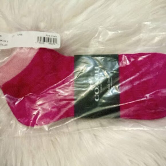 Coach Two Pairs of Signature Ankle Socks Pink And Chalk Women's Shoe Sizes 5-10 - Picture 4 of 5
